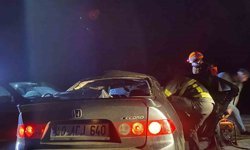 Kırşehir Çiçekdağı Yolunda Feci Kaza! İki Otomobil Kafa Kafaya Çarpıştı