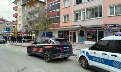 Tartışma kanlı bitti! Balkondan pompalı tüfekle husumetlisini vurdu!