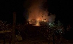 Tokat’ta geceyi aydınlatan alevler! O mahallede ev yangını görüldü