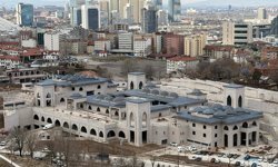 Ankara Ulus’ta yıllardır beklenen proje tamamlandı: Dolmuş durakları taşınıyor, kültür merkezi açılıyor