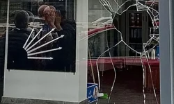 Keçiören’de CHP ilçe binasına taşlı saldırı: Şüpheli gözaltında