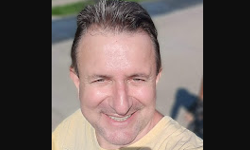 Levent Tuzlakoğlu kimdir? Levent Tuzlakoğlu "Ah O 70'li Yıllar" şarkısı