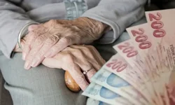 Dar gelirli emekliye can suyu! 10 bin TL destek için başvurular devam ediyor