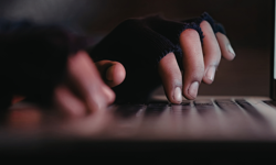 “Sorun Sadece Dijital Platformlar Değil” Uzmandan Ailelere Net Uyarı