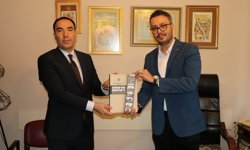 Ankara'da imzalar atıldı! Türkiye ve Özbekistan edebiyatta güç birliği yapıyor