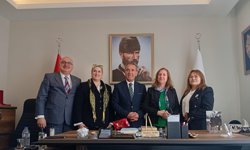 Ankaralı emeklilerden Avaz Araştırma ve Strateji Merkezine ziyaret