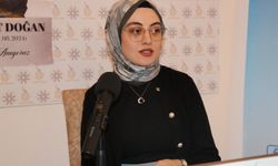 Özge Korkmaz TYB'de edebiyatseverlerle buluştu: "Yazı yaraya merhem oluyor"