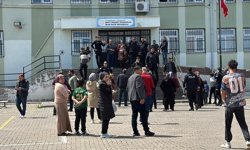 Diyarbakır’da okul önünde silah sesleri! Öğrenciler korku dolu anlar yaşadı