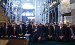 Erdoğan Ayasofya'da Kur'an-ı Kerim okudu: "Akşam İstanbul bir başka güzel olacak"