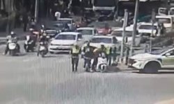 Kayseri’de saniyelerle yarış! Polis heimlich manevrasıyla hayat kurtardı