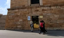 Anıtkabir’de “Atatürk, Çocuk ve Gençlik” Sergisi ziyaretçilerini ağırlıyor