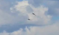 ABD’de iki savaş uçağı havada çarpışıp düştü!