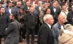 CHP Genel Merkezi’nde gece yarısı gerilimi! Kılıçdaroğlu iddiası sonrası arbede çıktı