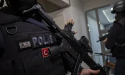 Ev değil cephanelik...Samsun’da baskın yapılan evden silah ve mühimmat çıktı