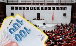 Meclis’e sunuldu: Emekli ve kamu işçisine 1 maaş ikramiye müjdesi!