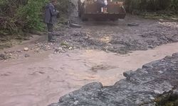 Karabük’te felaket gibi yağış: Köprüsü çöktü, 3 kişi son anda kurtarıldı