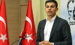 CHP’de kriz büyüyor: Eski Gençlik Kolları Başkanı’ndan Özgür Özel’e destek