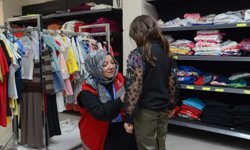 Kahramankazan’da bayram öncesi anlamlı destek: Çocuklara kıyafet ve ayakkabı yardımı yapıldı!