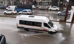 Ankara bayram tatiline yağışla girdi!