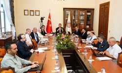 ASBÜ'den bilinçli tercih hamlesi: 1000'i aşkın eğitimci çevrim içi toplantıda buluştu