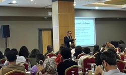 Eskişehir'de otizm ve nörogelişim buluşması: Prof. Dr. Türkçapar'dan yaşam boyu değişim vurgusu
