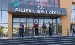 Silifke Belediyesi'ne operasyon: Belediye Başkanı dahil çok sayıda gözaltı var