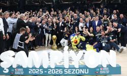 Fenerbahçe Beko tarih yazdı! Beşiktaş'ı 77-75 yenerek şampiyonluğunu ilan etti