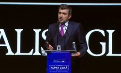 Selçuk Bayraktar’dan yapay zeka uyarısı: İnsan makineleşmemeli!