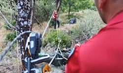 Tunceli’de dere kenarında mahsur kalan 3 kardeş kurtarıldı