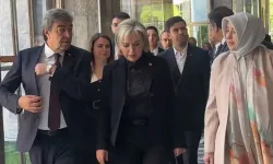 CHP’den istifa eden Nimet Özdemir AK Parti Grup Toplantısı’na katıldı!