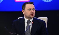 Akın Gürlek: 'Turistleri mağdur edenlere göz açtırmayacağız'