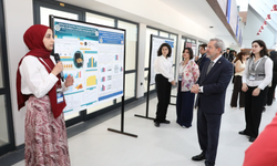 Ankara Üniversitesi’nde 80. Yıla Özel Bilim Buluşması: Öğrenci Projeleri Göz Doldurdu