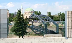 Hava Durağı ile Türkkuşu arasına yeni yaya köprüsü