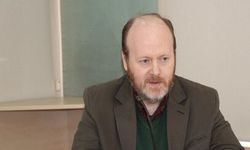 TYB'nin Kağıt Ev Söyleşileri devam ediyor: Bu haftanın konuğu Gökhan Özcan