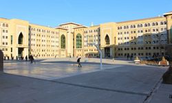 Ankara'daki Tevfik İleri Anadolu İmam Hatip Lisesi'nin ortaokul kabul sınavına rekor katılım!