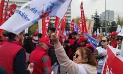 EMEKLİLER TÜRKİYE'DE TATİL YAPAMIYOR