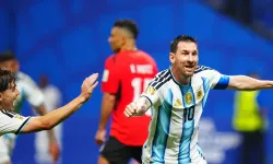 Messi sahneye çıktı Arjantin çeyrek final biletini kaptı: Mısır karşısında tarihi geri dönüş