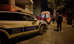 Eskişehir'de akıl almaz olay: Sevgilisiyle tartışınca kendini bıçaklamaya kalkıştı!