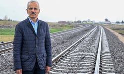 Bakan Uraloğlu duyurdu: "Ankara'nın batısındaki banliyö hattı 52 kilometreye ulaşacak"