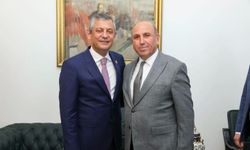 CHP'de bir istifa daha! Sarıgöl Belediye Başkanı Tahsin Akdeniz Yeni Parti'ye katıldı