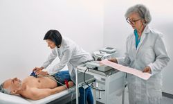 Check-up için doğru yaş kaç? Uzman isimden sağlık taramalarıyla ilgili önemli açıklama