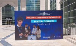 AYBÜ tanıtım ve tercih günlerinde yoğun ilgi! Aday öğrenciler sorularına yanıt buluyor