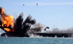 Hürmüz Boğazı'nda tanker alarmı: Deniz mayınına çarptığı iddia edildi