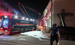 Konya'da mobilya imalathanesinde korkutan yangın!