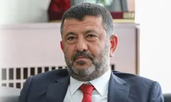 Veli Ağbaba pazarda fenalaştı: Hastaneye kaldırıldı
