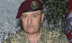 Zekai Aksakallı kimdir? Korgeneral Zekai Aksakallı kaç yaşında, nereli? Eşi kimdir? Oğlu kimdir? Çocukları ve ailesi...