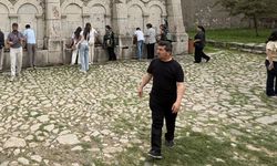 Prof. Dr. Musa Kazım Arıcan'dan düşündüren nizâmî yorumu: "Bilgi var, hikmet nerede?"