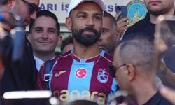 Muhammed Salah Trabzonspor için İstanbul'da! Binlerce taraftar yıldız futbolcuyu coşkuyla karşıladı