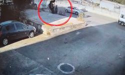 Bir adımla ölümden kurtuldu! Motosiklet sürücüsü duvara çarparak hayatını kaybetti