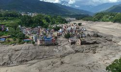 Nepal’de sel felaketinin bilançosu ağırlaşıyor: Can kaybı 389'a yükseldi!